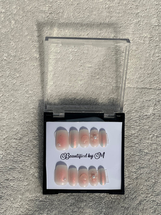 NM06: Cloudy Marshmallow Press On Nails 24 Pieces