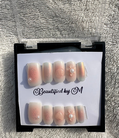 NM06: Cloudy Marshmallow Press On Nails 24 Pieces