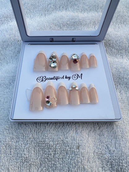 NM01: Little Romance Medium Length French Tip Press On Nails